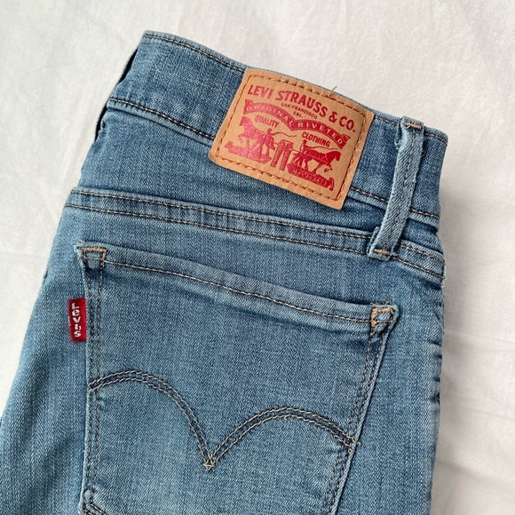 Levis 710 Super Skinny - Picture 3 of 9